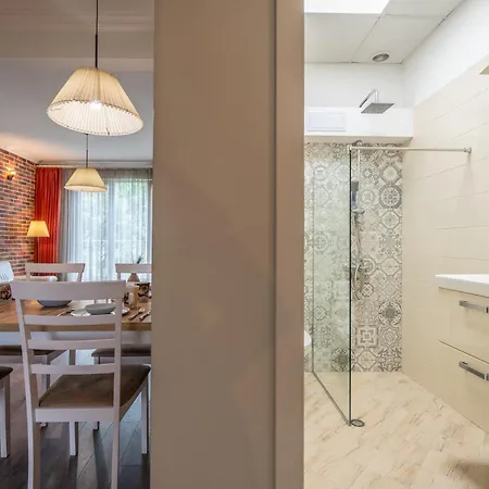The Right Choice 19 Apartment
