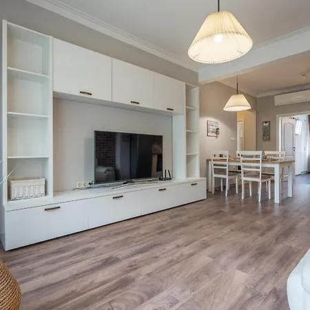 Apartment The Right Choice 19 *